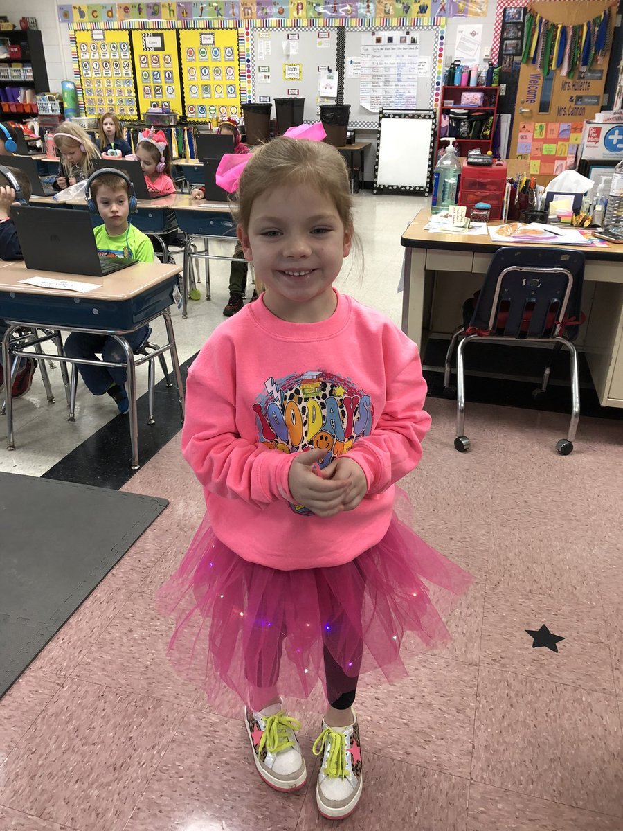 NorthBrookElem's tweet photo. We are 100 Days Brighter! #intentional #bluejayblessed https://t.co/Bhhe2MPsK3