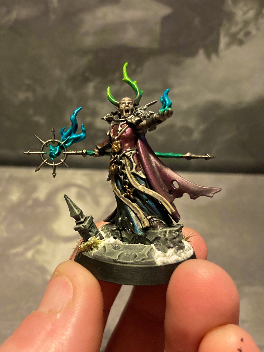 danwrightaos's tweet image. Finished up my sorcy lord for a one dayer this weekend! Now just most the army too goo 👊🏻