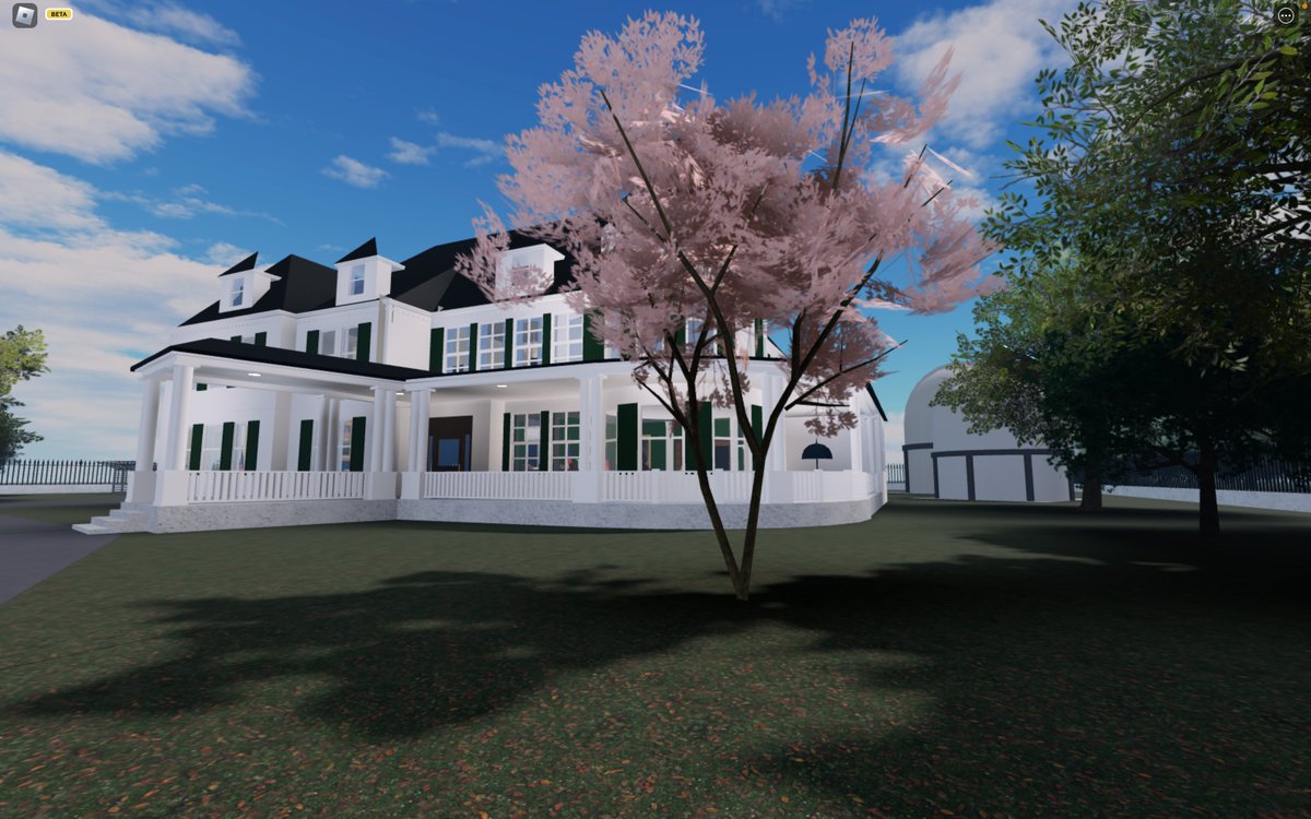 Washing D.C. Remastered Update:
Along with a few minor updates to the game, the VP's Residence was added along with the Naval Observatory Complex. 

Come see it for yourself! roblox.com/games/10435721…
