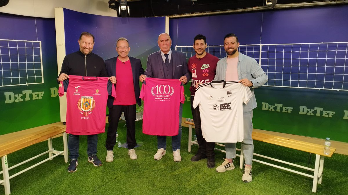Avui al #DxTEF 

⚽️100 anys de @SDPortmany  

🏋🏻‍♀️ Salut amb l’entrenador Alberto González 

🎙️ <a href="/pacosamuperez/">Paco Pérez Pérez</a> amb <a href="/labichampion/">labi</a> <a href="/Ercatorce/">ernesto espinosa</a> 

🕙 22:00h 
📲 teftv.com/la-tef-en-dire…