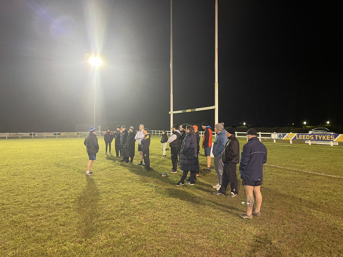 WplRufc's tweet photo. Big thanks to @FletcherRugby &amp; @GrahamHiggy for a cracking ‘coach the coaches’ session.  Great to see lots of coaches from various clubs. https://t.co/MykGpLdIQG