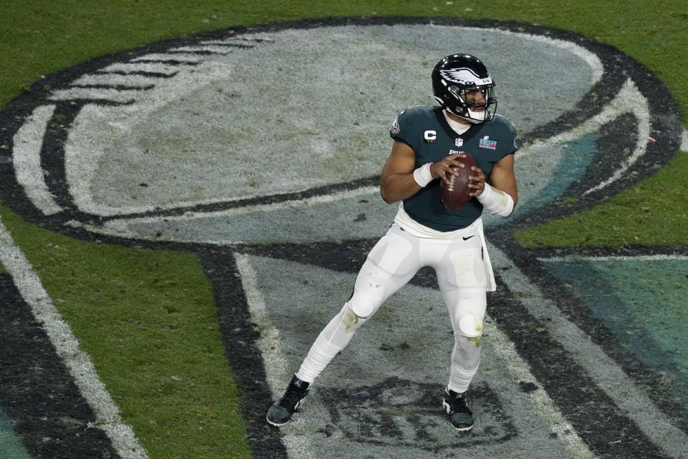 PHLEaglesNation's tweet image. Despite the loss, after his incredible performance in the Super Bowl and this entire season… Where do you already rank Jalen Hurts among QB’s in #Eagles history?