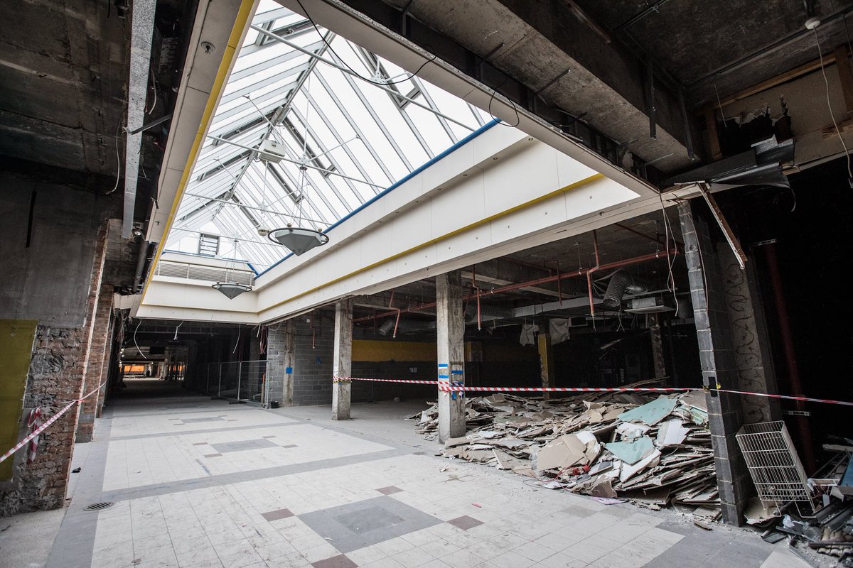 🏨 The removal of the Swallow Hotel is currently taking place in Stockton.

🏗️ A high reach excavator has begun the final stage of demolition of the long-empty hotel.

➡️ Find out more: stockton.gov.uk/stockton/demol…
