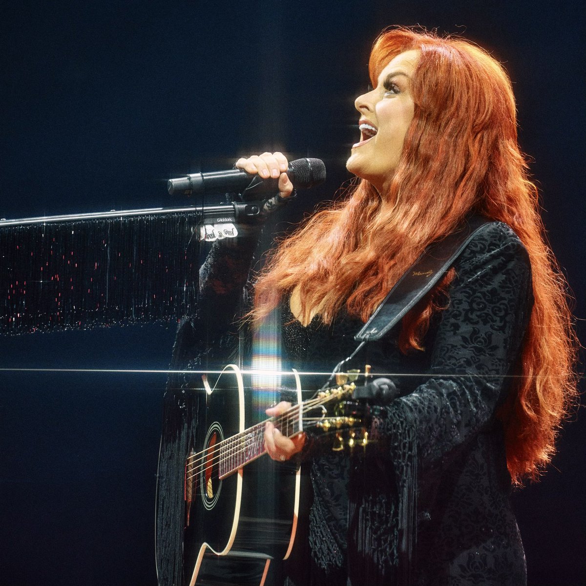 Wynonna's tweet photo. All is well, y’all. @littlebigtown and @martinamcbride, you are SUCH a blessing to me. Thank you for holding me up, literally and figuratively! ❤️ https://t.co/ingrcKhmmQ