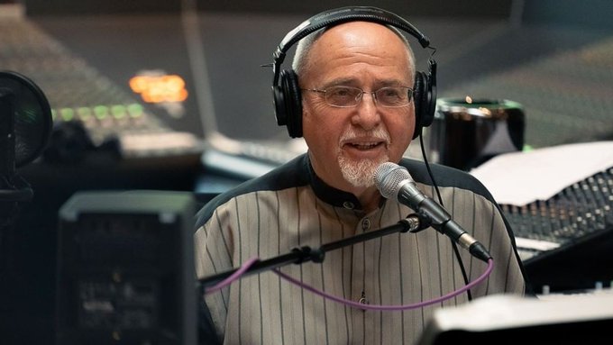 Happy 73rd birthday to English singer-songwriter, producer, and activist Peter Gabriel. He\s the best! 
