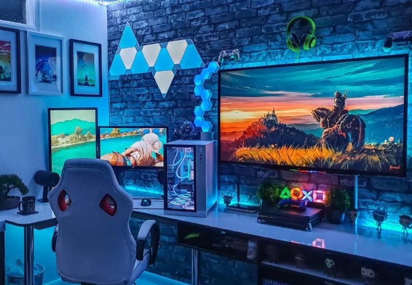 URJCeSports's tweet photo. ¿Cual es el set up del bronce y cual el del challenger? 🤑🤑 https://t.co/rZ7YfMQcEo