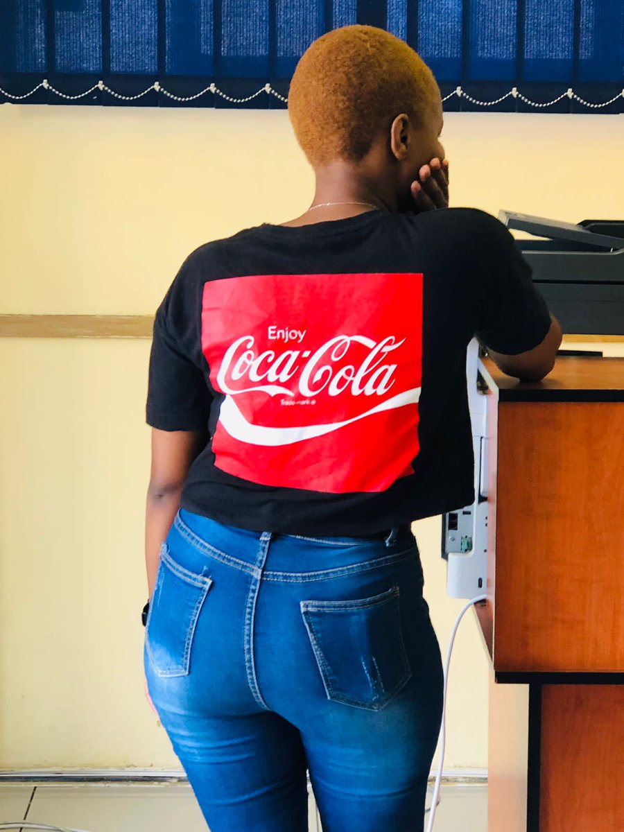 Things go better with cocacola t-shirt 
@CocaCola
#CocaCola #cocacolasupermatch #cocacolaexperience