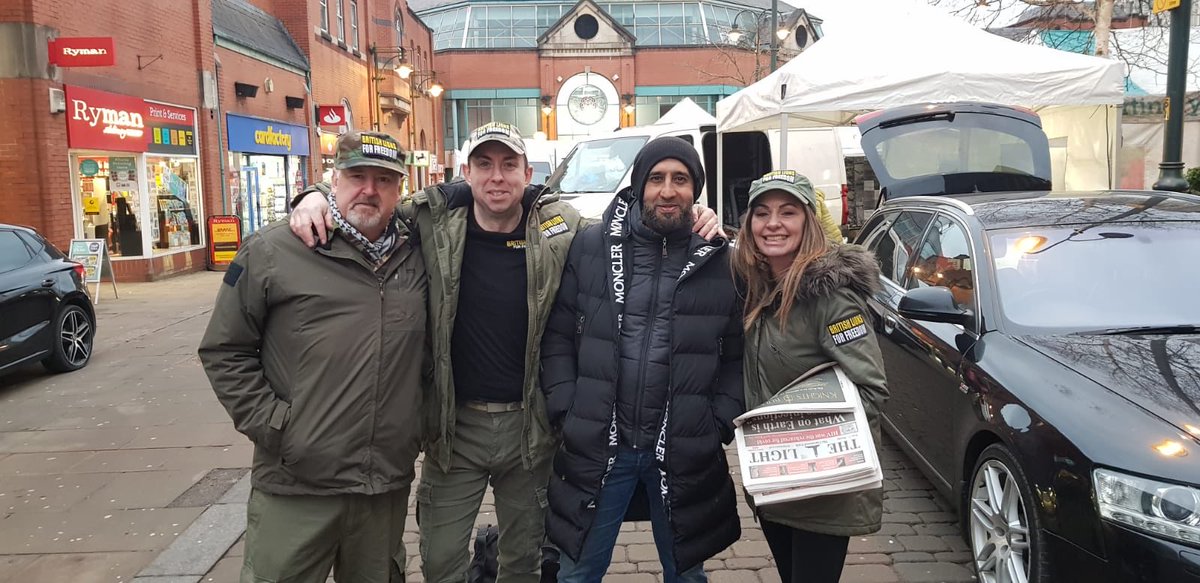 BL4Freedom's tweet photo. OLDHAM OUTREACH
Sat Feb 11th
300ish people reached with light papers and leaflets.
Oxford this Saturday for us and Manchester on the 25th. 
Please support us please by visiting
https://t.co/HEdJznSUZK. https://t.co/Fmnx37qXTo