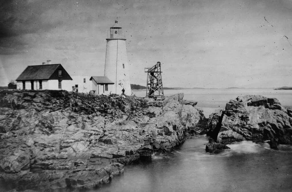 MaineDOT1's tweet photo. Did you know that George Washington ordered the construction of Portland Head Light in 1787? He suggested it be made of rubblestone to cut costs. It was completed in 1790, before Maine was even founded! Photo circa 1859 from National Archives. #EngineersWeek #PresidentsDay https://t.co/uNgvOOpWY9