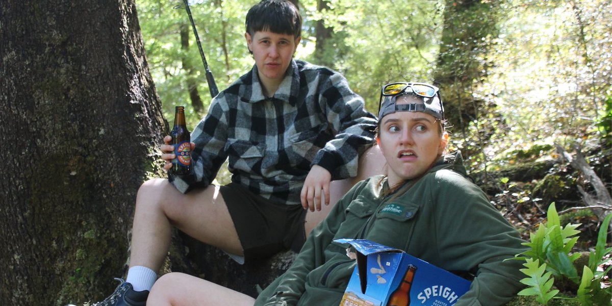 Two mates trekking it from Featherston to Tāmaki Makaurau with nothing but a dream, some stubbies and a Swandri. Reviewer Sophie Jackson (<a href="/sophlynne/">Soph</a>) went along for the bogan ride that is ‘Jez &amp; Jace: Lads on Tour’.

badapple.gay/2023/02/14/que…