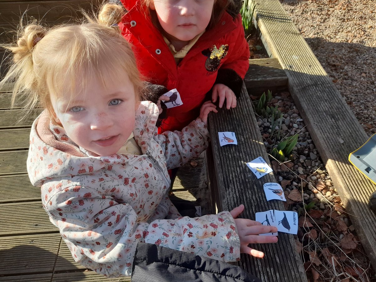 forestschoolbps's tweet photo. We seized the season and looked for frost and Ice last week. We discussed cold temperatures and what we can do to keep warm. We also discussed the birds we found and gave reasons for our answers. @NurseryBPS @Blackwood_PS https://t.co/xwFbnx3vej