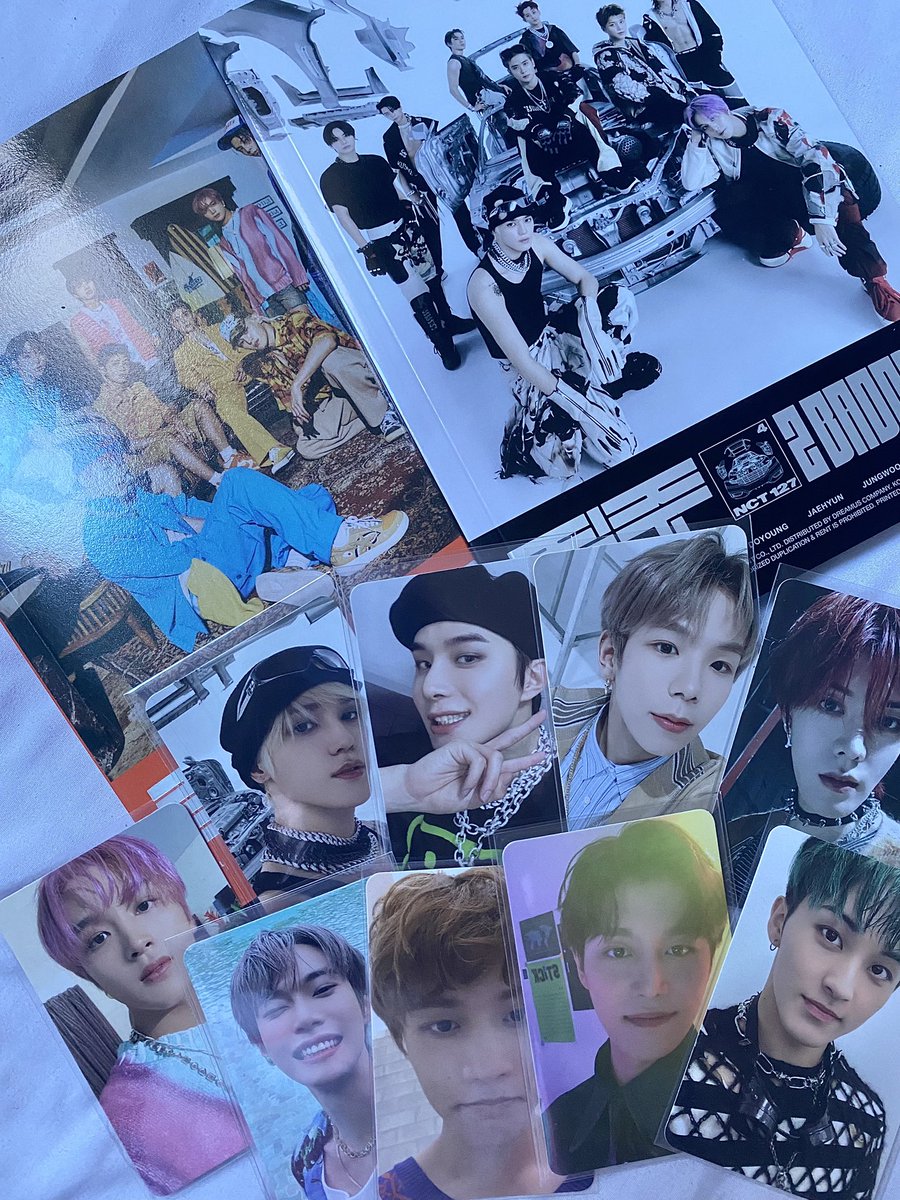 -`,birthday giveaway!! 💗ˎˊ˗

1 winner each of ;
꙳⋆ unsealed nct 127 2 baddies album set
꙳⋆ care package w/ 2 random 127 album pcs of your choice!! 💐
   (pic below)
꙳⋆ 100 gcash

mechanics:
- rt and like this twt
- must be following 

ends: end of the month

goodluck!🫂💗