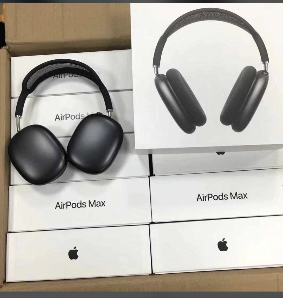 silvonestore's tweet photo. و كمان ح نعمل ليكم سحب 

على سماعة AirPods Max 🔥🔥

و لو مفلس نحول ليك ١٠ الف بنكك تجازف بيها يوم بكرا ده 😂

Follow + retweet + mention 1

📍📍
العمارات شارع ٤١ جوار ايسكريم ٤١

الرياض شارع عبدالله الطيب مقابل الشهباء 

Dm/0919004455 whatsapp https://t.co/qug5a4zLbm