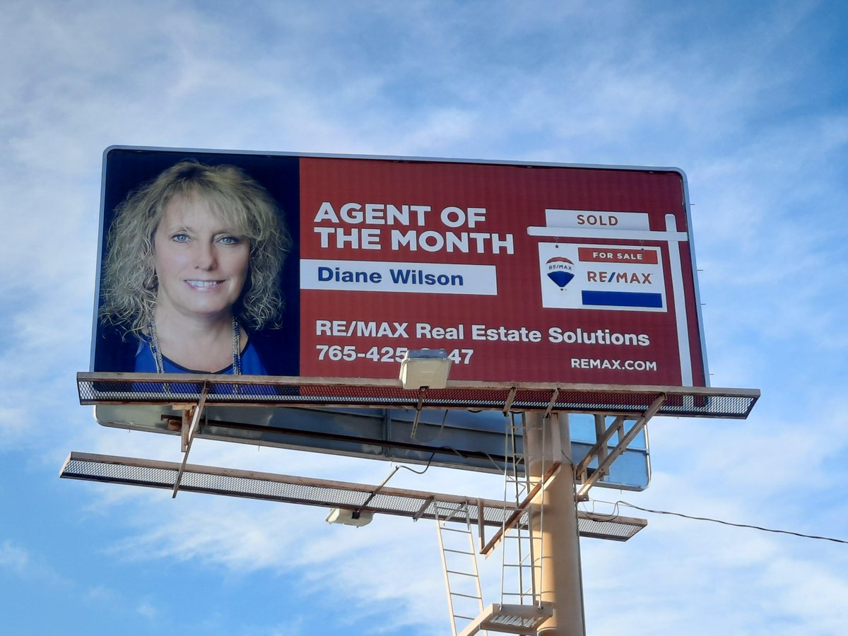 ⭐😎 Look what I passed on North Broadway this morning. THAT'S ME!! 😎⭐

#agentofthemonth #billboard #DianeWilsonREMAX #HomeswithDiane #remax #andersonremax #servingYOURfamily