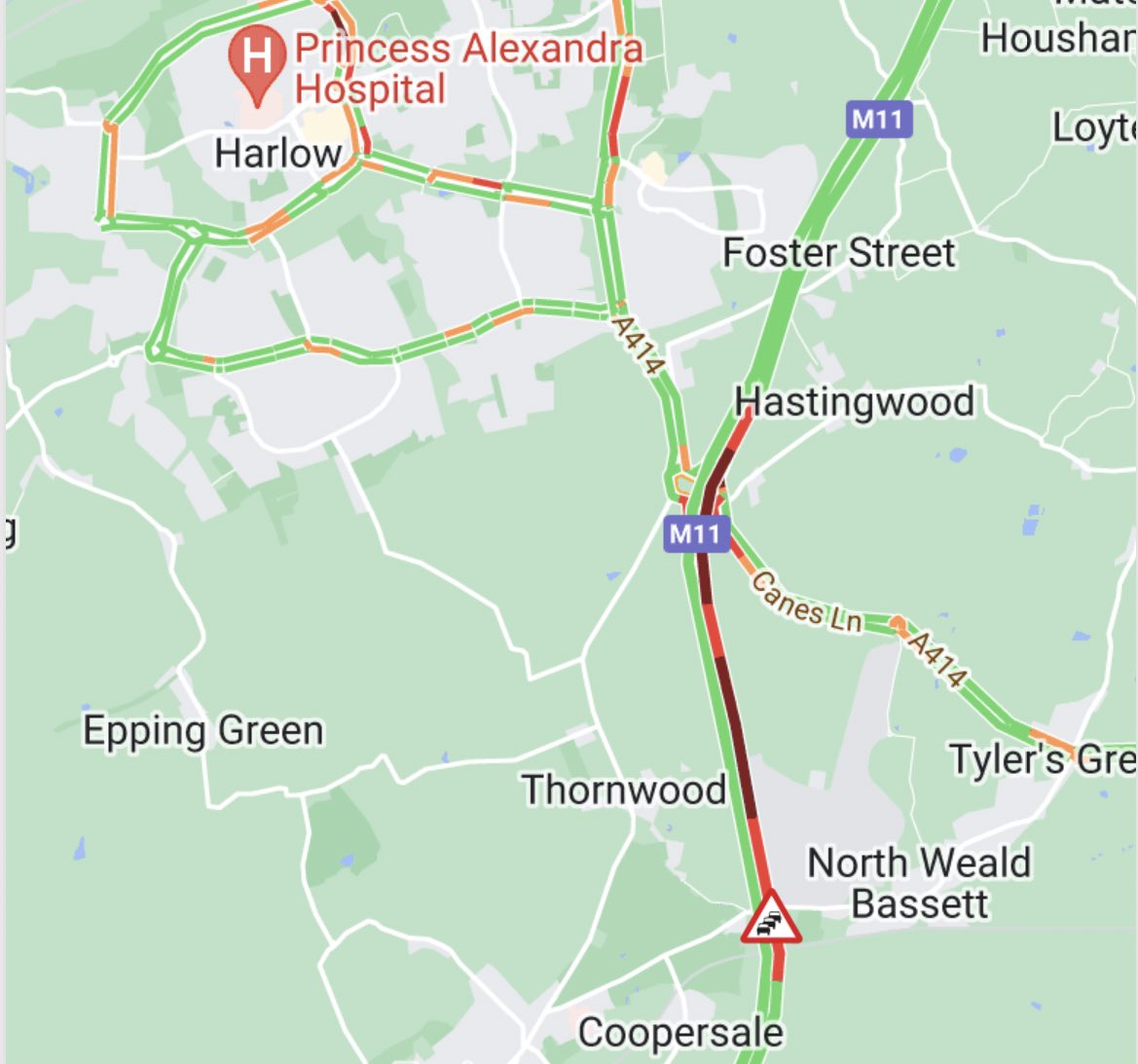 #M11 southbound - one lane (of three) blocked - between J7 (Harlow/A414) and J6 (M25 interchange) - reports of a stalled horsebox in lane one - police are in attendance with recovery - queues building up - delays of 15 minutes