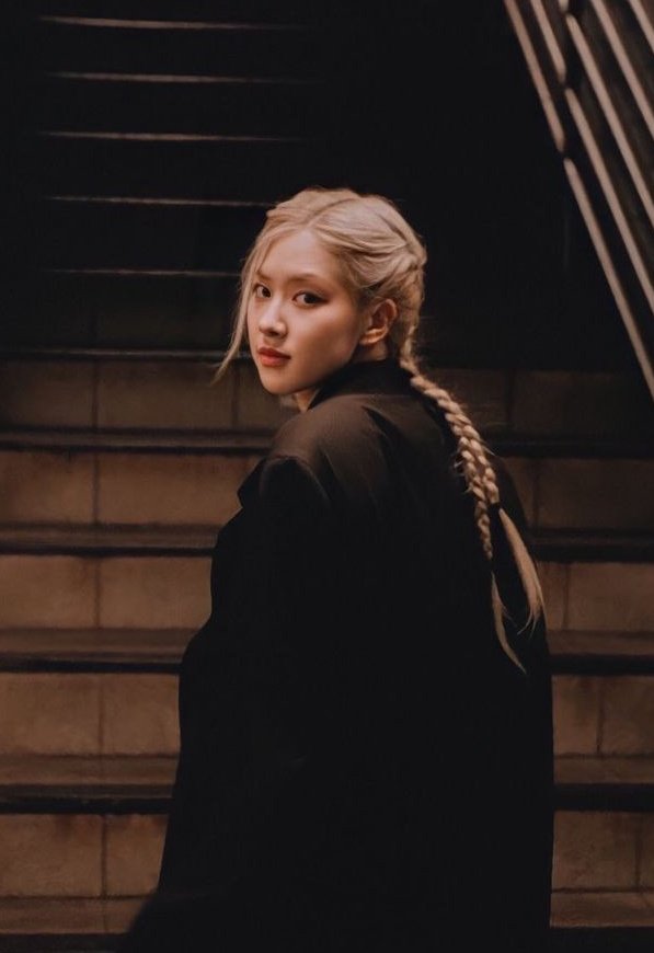 rosé pics (@lqofrose) on Twitter photo 