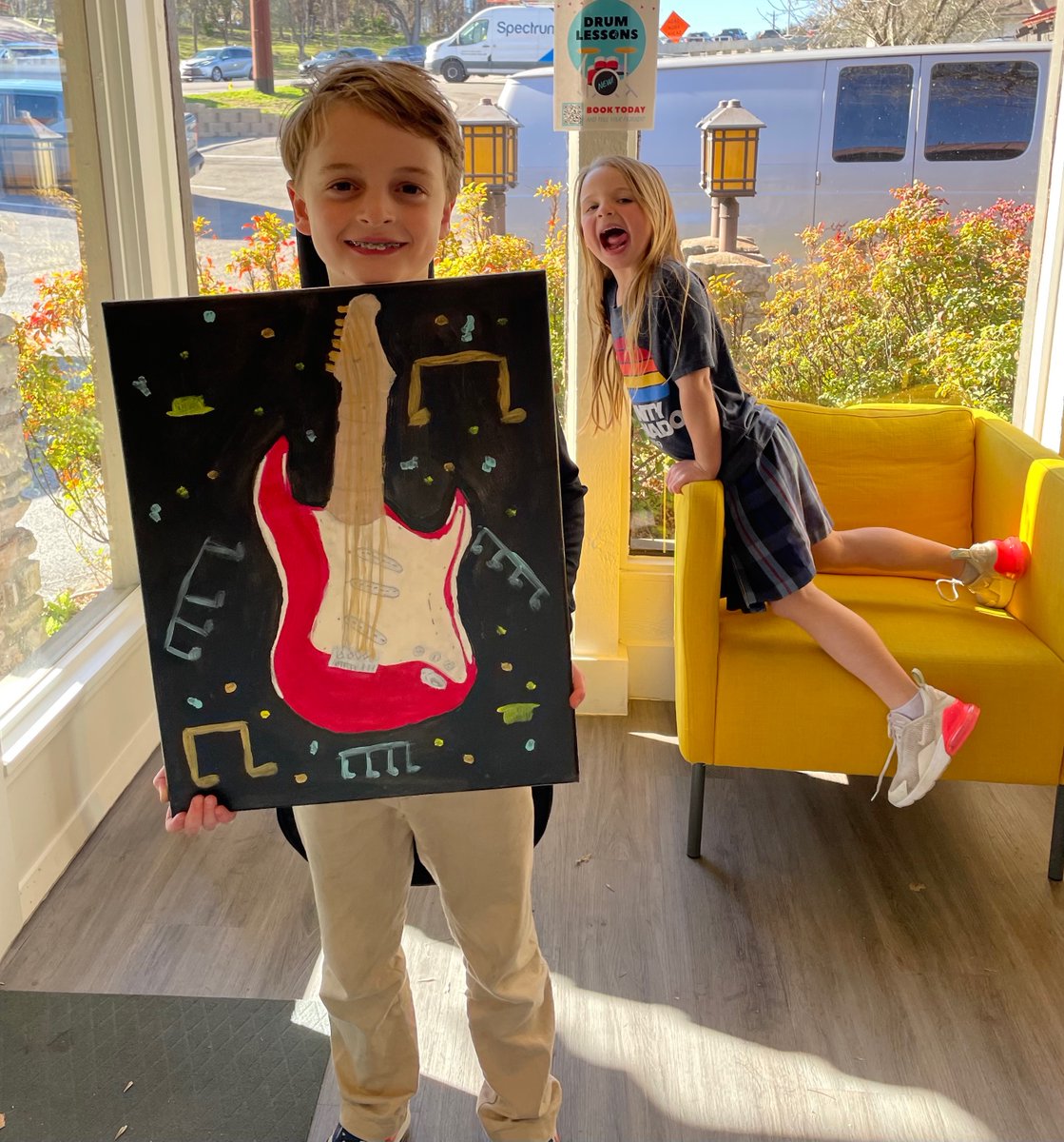 LoneStarLessons's tweet photo. Our students aren't just musicians, they're artists! #austintexas #austin #westlakehills #westlakehillstx #westlakehillsaustin #westlakehighschool #eanesisd #guitar #guitarist #art #artwork #artist #music #musician https://t.co/F3sG4N97C5