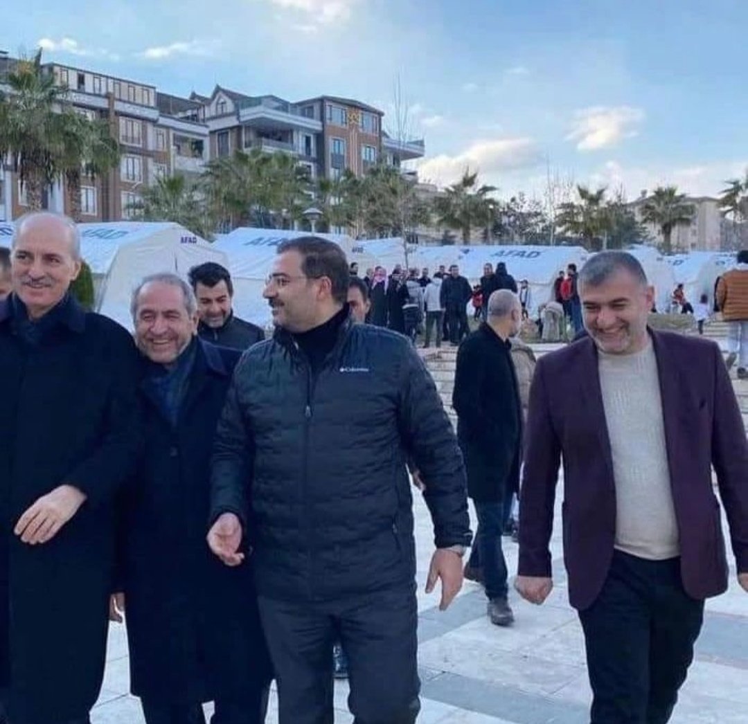 Ümid edirəm ki, insanların xeyrinə addımlar düşünüb sevinirlər. Yoxsa ki, hadisə yerində olub belə xoşbəxt olunmaz. 💔