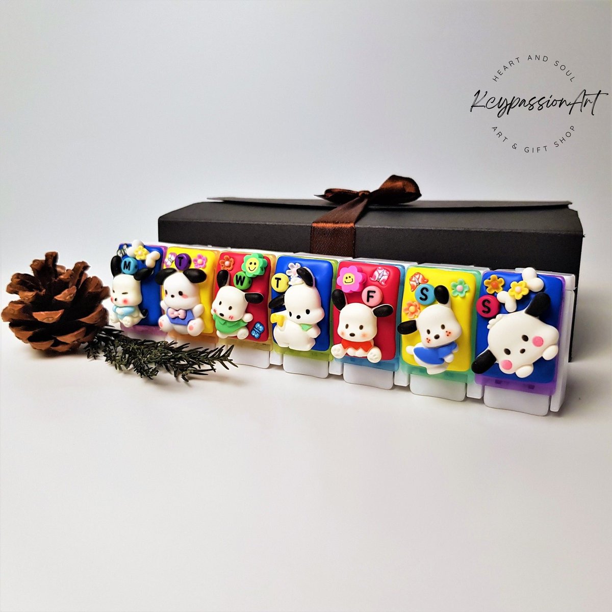 KcyArt's tweet photo. Excited to share the latest addition to my #etsy shop: 7 Day Pill Organizer;Naughty Pups; Cute Pill Box, Medicine Vitamin Supplement Dispenser, 7 Day Pill box, Weekly Pill Organizer #cutepups  #7daypillorganizer #7daypillbox #7daypillboxcute #pillorganizer https://t.co/C7GoQ73gMn https://t.co/okz5IFeRaV