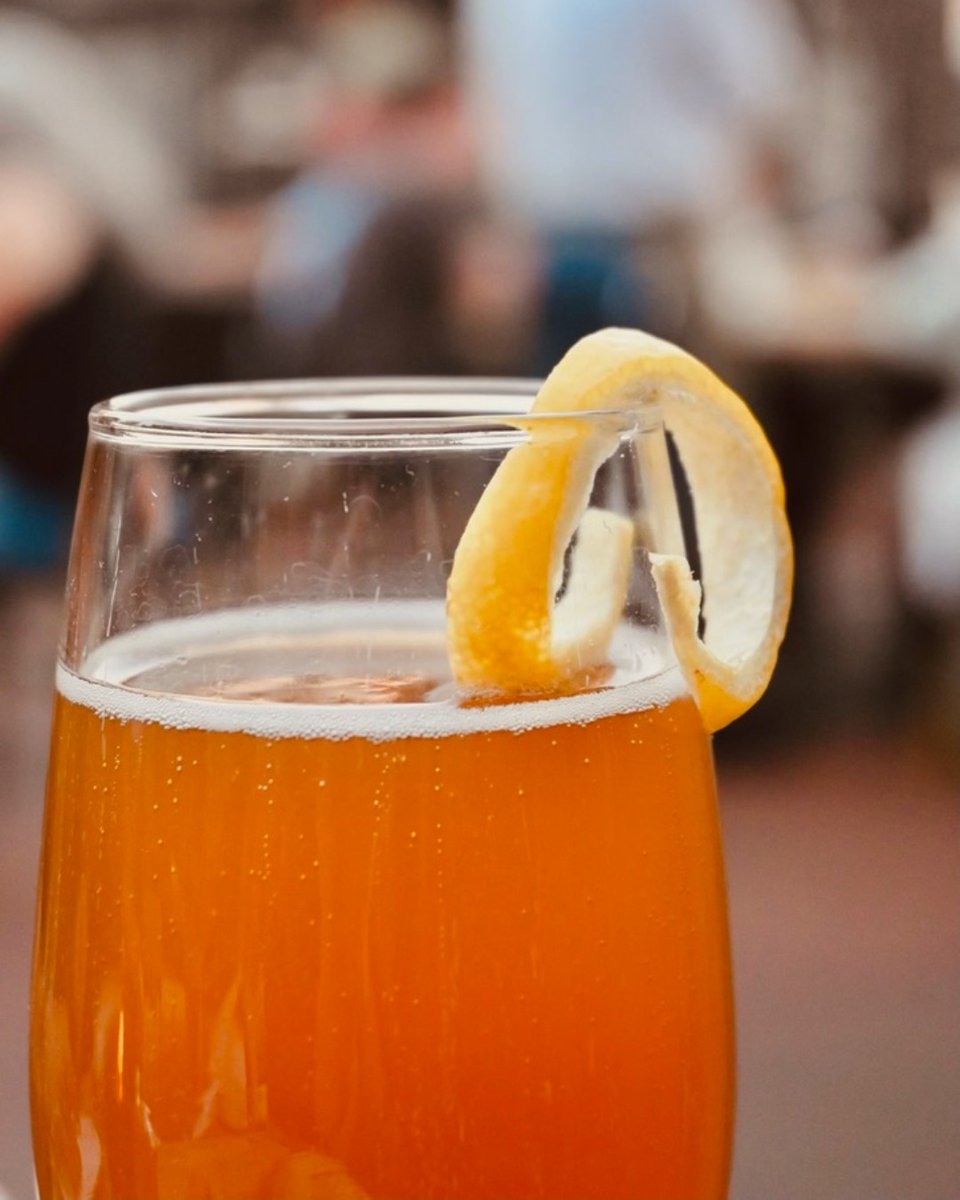 figgirl's tweet photo. Figs make everything better! Our signature fig royale cocktail is infused with a delicious, caramelized fig syrup and topped with sparkling wine. One sip and you’ll feel like royalty. https://t.co/y4pxm5A4mt
