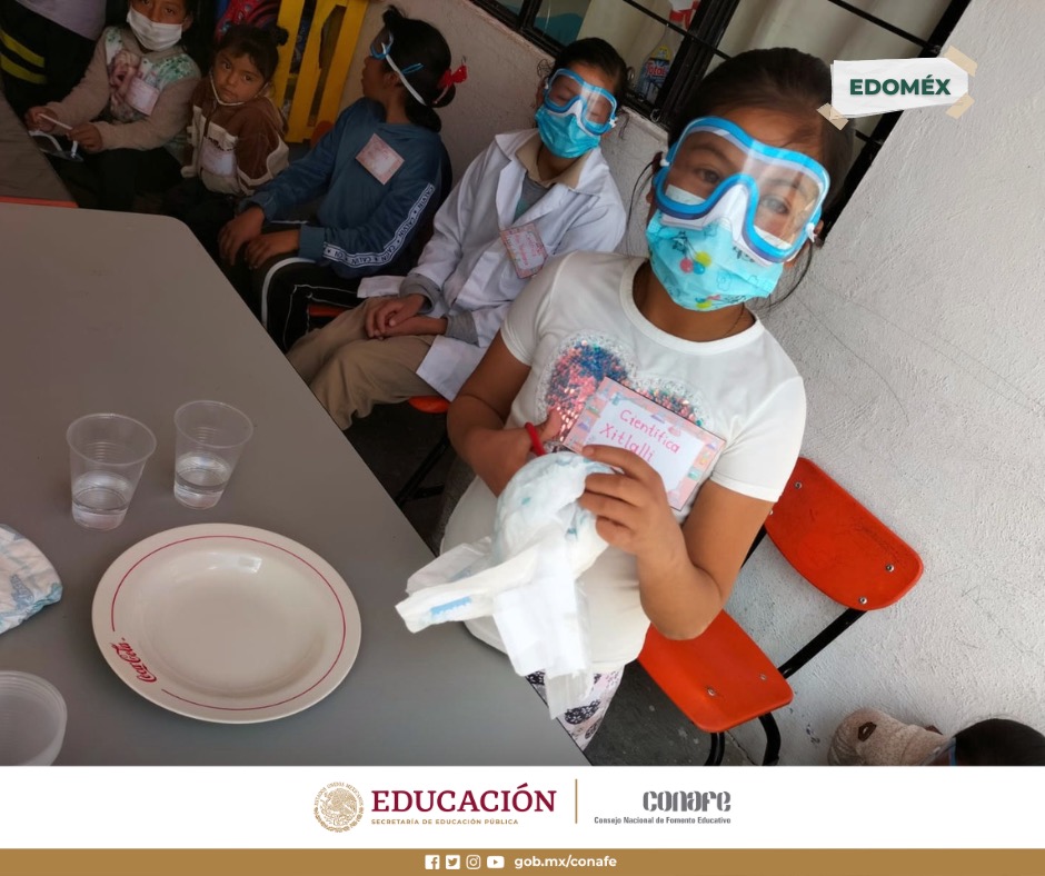 conafe_edomx's tweet photo. ¡Las niñas en la ciencia son nuestro presente! 👩🔬🧪
Desde el #ModeloABCD impulsamos tutorías en donde niñas, adolescentes y mujeres tienen acceso equitativo a la ciencia #MujeresEnCiencia 🙋🏽♀️👩🏻🔬👩🏽🏫👩🏻🏭↔️👩🏻🎓🧑🎓👨🏾🎓.
#FelizLunesATodos #SanJoséDelRincón #SemanaDeCiencia #ConafeEnLaCiencia https://t.co/VBOyEMQuHx