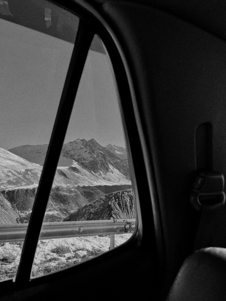 avborodinaa's tweet photo. Film about the love of mountains 🏔 

#mountains #northcaucasus #climbing #beautifuldestination #mountainlovers https://t.co/qv4n1WO7HP