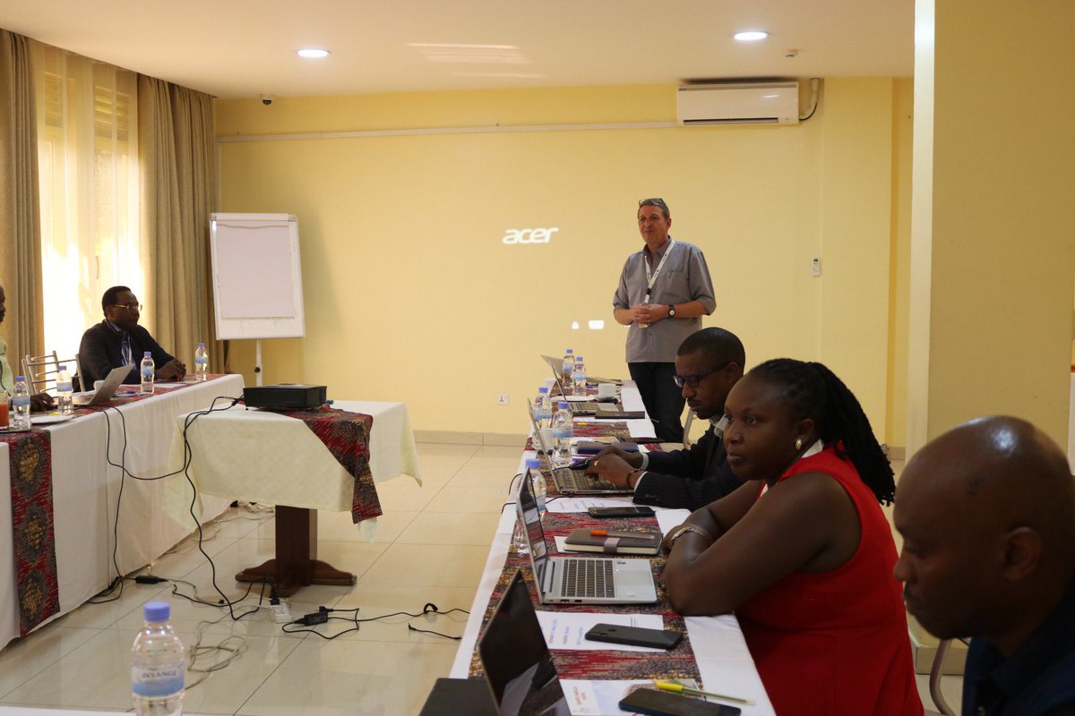 ApefeRwanda's tweet photo. Today at Sainte Famille Hotel (Kigali), the Igira Ku Murimo Uhange Akazi Program hosted the "Knowledge Management" Workshop. Most of expected participants were Communication/Public Relations Specialists as well as M&amp;E Specialists from MIFOTRA, RTB, RDB, PSF &amp; IBI, RP and APEFE. https://t.co/M7MX9UXd5m