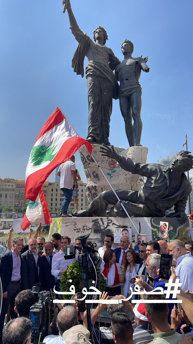 من ٣ سنين حاصرنا مجلس النواب لمنع الثقة عن حكومة حسان دياب، وقتها #نبيه_بري مشى الجلسة بدون نصاب قانوني.
اليوم صار عنا نواب قادرين، بتعاون مع كل طرف مؤمن ب #لبنان، يحدو من سطوة بري عالمجلس ويكسرو الهيمنة على القرار الوطني ويعطلو الجلسات الغير دستورية
#صفر_خوف
#الانتخابات_النيابية