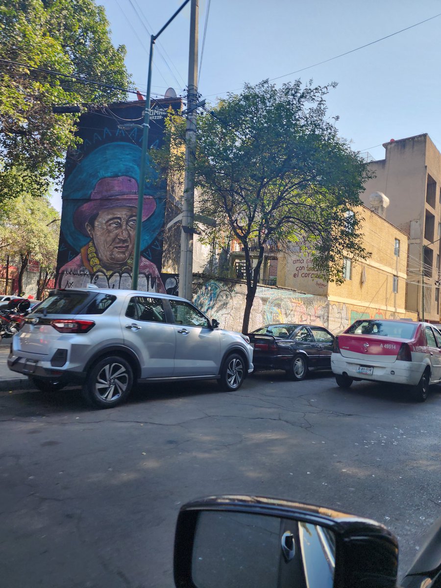 Corleonne7830's tweet photo. @SandraCuevas_  @PrensaCuevas  @AlcCuauhtemocMx @OVIALCDMX @UCS_GCDMX @SSC_CDMX y así todas las mañanas en Doctor Lavista en las inmediaciones de la Junta de Conciliación, dicen que los franeleros "apprtan" para que los dejen trabajar y adueñarse así de las calles. 
Tantito orden https://t.co/BxyZsMeeSb
