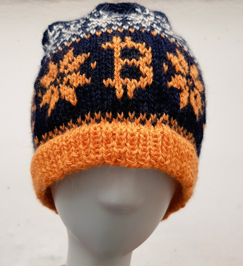 BluebeakL's tweet photo. My very first images on twitter ^-^
Selfmade hat in classical norwegian style ♥️ btc & knittery
Let me know what you think 😀
#beanie #btcfashion #handmade
#Mütze #Bitcoinermütze #Bitcoin #Beanie #Handarbeiten #Stricken #Strickmode
#Wolle #Woolandthegang #weareknitters #Alpaka https://t.co/ja8QCjQ77w
