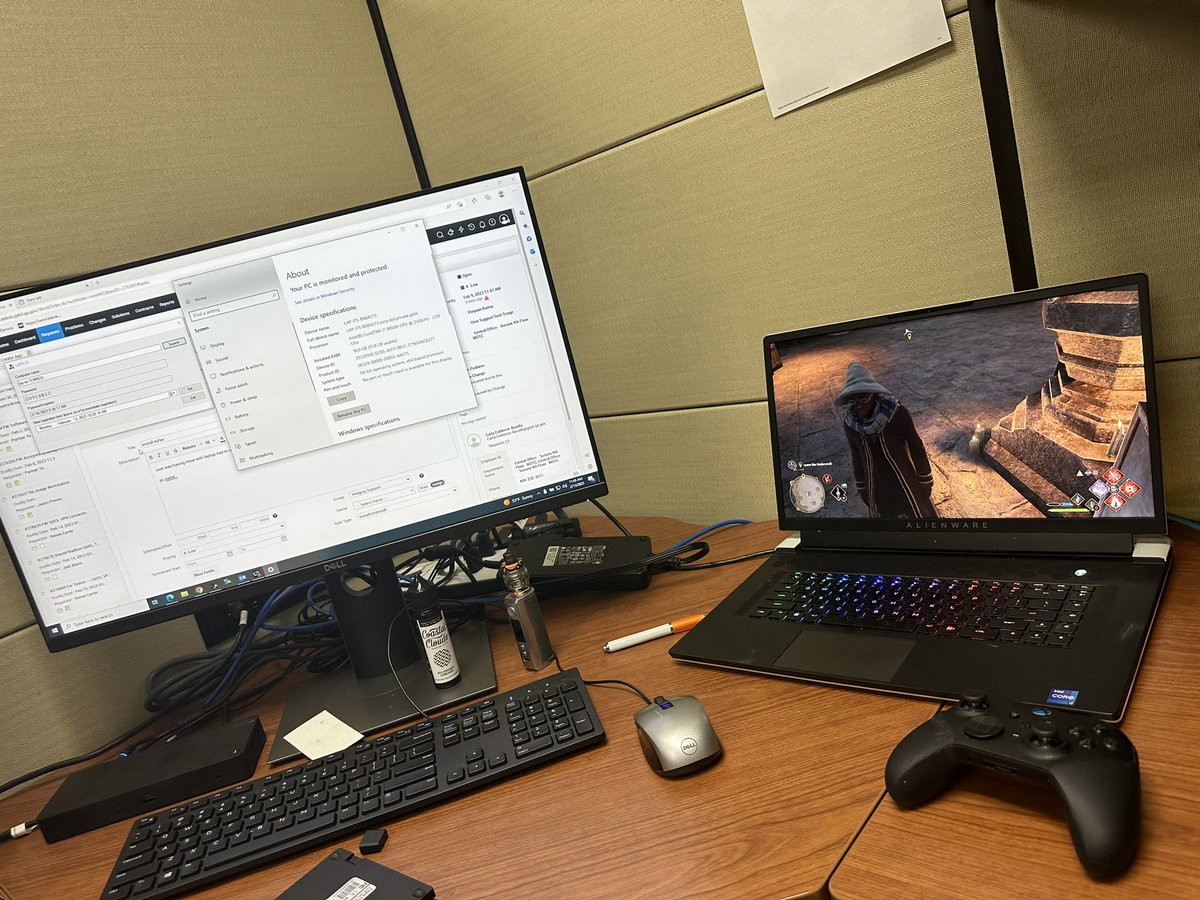 ThekidChief's tweet image. #HogwartLegacy at work what a time to be alive