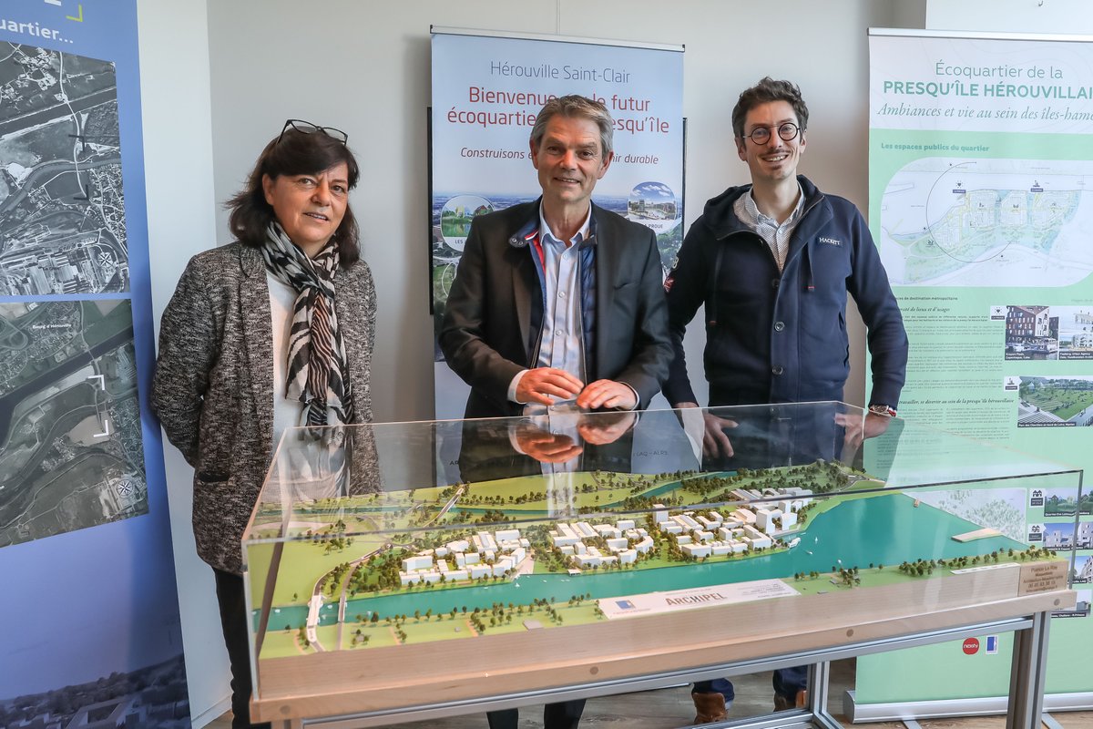 Le projet d' #écoquartier #Archipel se dévoile🌳💦🏗Réalisée début 2023, la maquette rend compte du projet en volume, c'est une nouvelle manière d'apprécier l'aménagement à venir de la #presquîlehérouvillaise. 
Plus d'infos : herouville.net/actualites/le-…