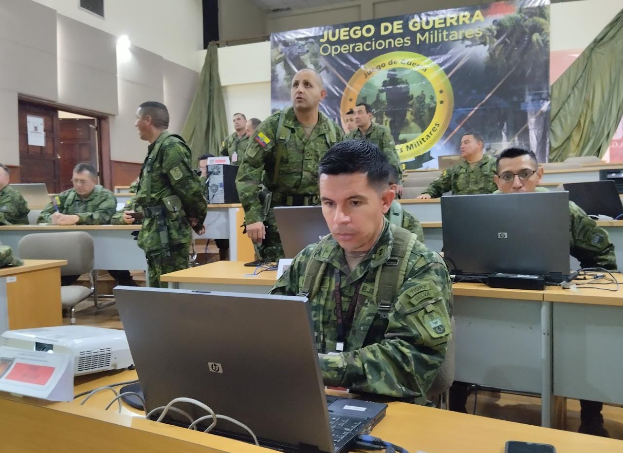 httpspbstwimgcommediaFo3JgO4WIAIUsafformatjpgnamelarge