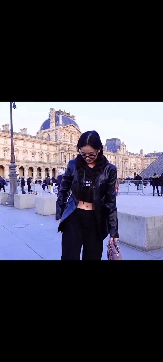 Teacher look 🥰🥰😁😁