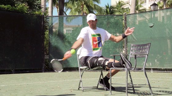 BourkeFilms's tweet photo. HOY SE ESTRENA DEL POTRO: EL ÚLTIMO MATCH POINT 🍿
Este lunes a las 22:00 🇦🇷 por Star Channel se podrá ver el documental de JM #DelPotro: El Último Match Point, el cual retrata su lucha por volver a jugar y el deseo de conseguirlo para dedicárselo a la memoria de su padre. https://t.co/kbKtOWkpEr