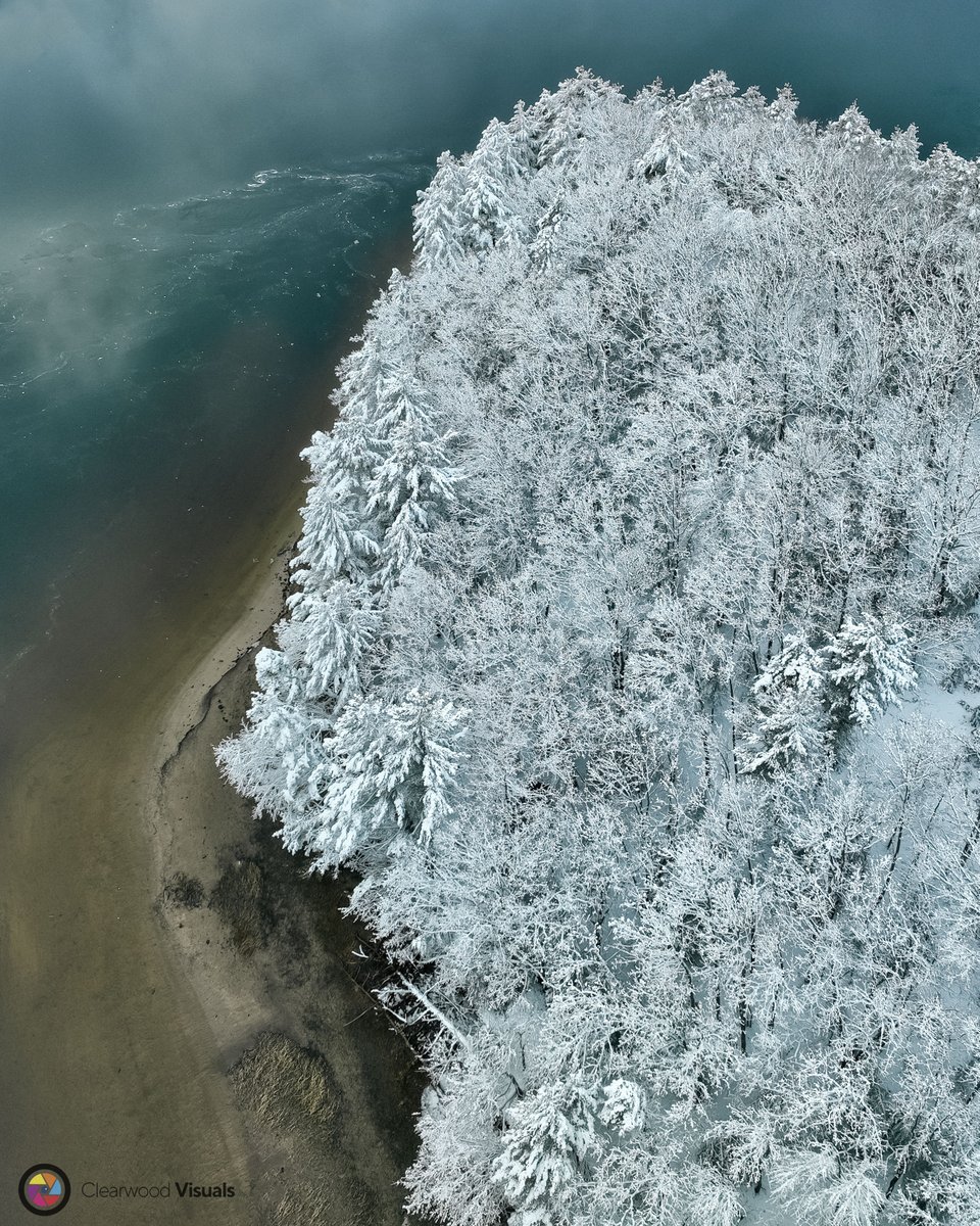 The Contrast

#SacoRiver #Biddeford #Saco 
#SouthernMaine #MaineTheWay #MaineIsGorgeous #maine_igers #MaineThing #MaineLife #VisitMaine #NaturalMaine #MainePhotography #Drone #DronePilot #DroneLife #MaineDrone #DJIGlobal #Mavic3