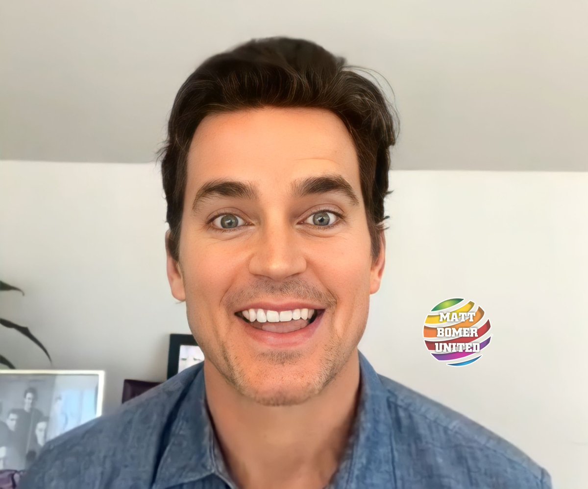 MattBomerUnited's tweet photo. Ending today's posts with some screenshots of #MattBomer during his chat with #bacawines. Love this one, hope you enjoyed the clips. See you tomorrow. https://t.co/xJj3eajrXh