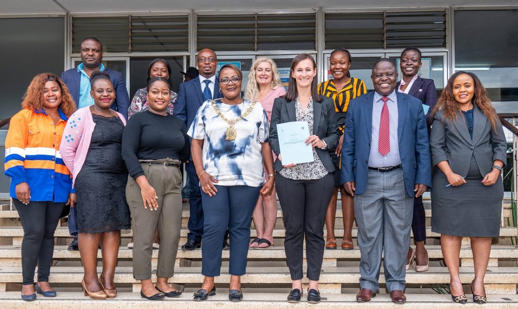 ZamBreweries's tweet image. Zambian Breweries has strengthened its partnership with Lusaka City Council (LCC) to help mitigate the abuse of alcohol and call for responsible drinking.  
Read more here ow.ly/zSRY50MQYV9
#ZambianBreweriesPlc
#SmartDrinking
#ResponsibleTogether
#LusakaCityCouncil
#LCC