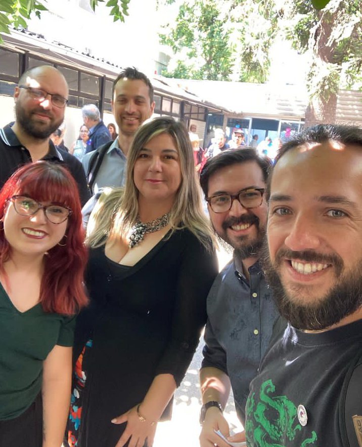 FTTFrenteAmplio's tweet photo. Nuestros compañeros hoy tanto de la Dirección Nacional cómo nuestros Encargados Políticos y militantes, estuvieron presentes en los 70 años de @Cutchile ,sin duda seguiremos trabajando por trabajo digno,la lucha continúa, porque el socialismo aún está presente!!! https://t.co/QxaGjIgokS