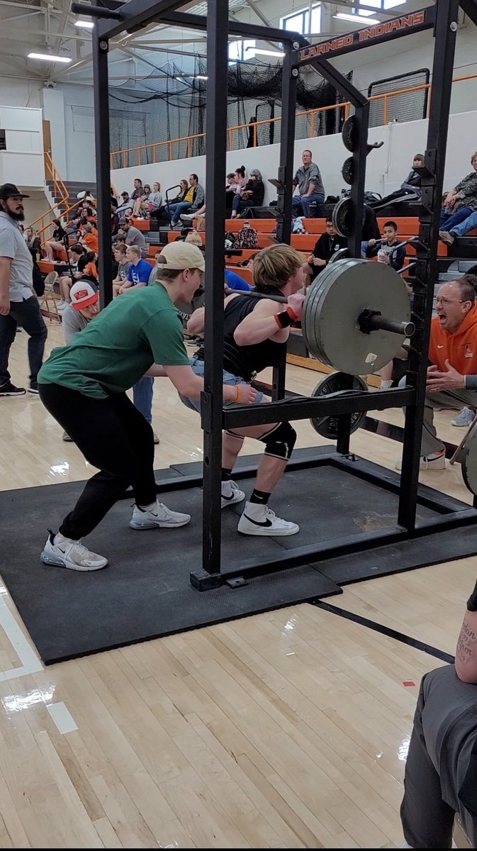 MaverickPowerlifting tweet media