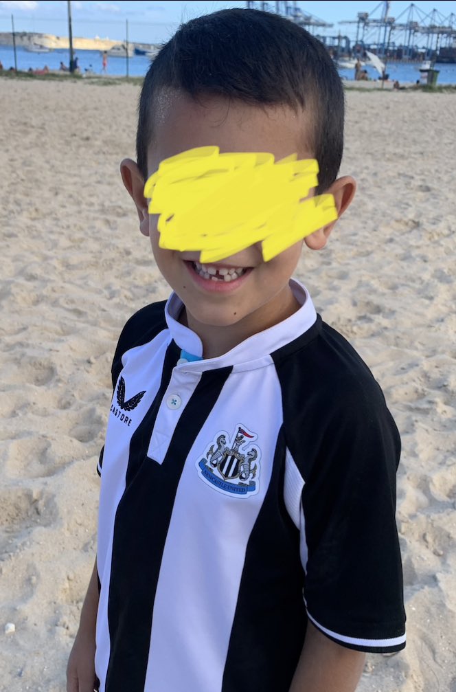 Rox710's tweet photo. Still desperately looking for 1 adult &amp; 1 child ticket for match vs liverpool…coming from Malta for a week and would literally make my 7 year old son’s life to be able to go! @NSpares @NUFCSpares @NUFC @ToonTickets1 https://t.co/e91Le2Urfg