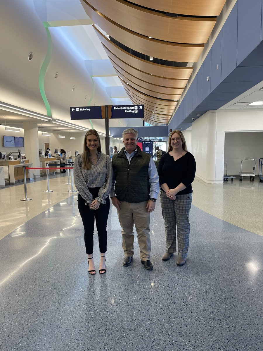 RepDrewFerguson's tweet photo. It was great to tour the Columbus airport this morning and see all the improvements and renovation they’ve done.

As the fourth largest airport in Georgia, this airport services thousands of passengers annually.

 Thanks for having me! https://t.co/UQ6qghwekH