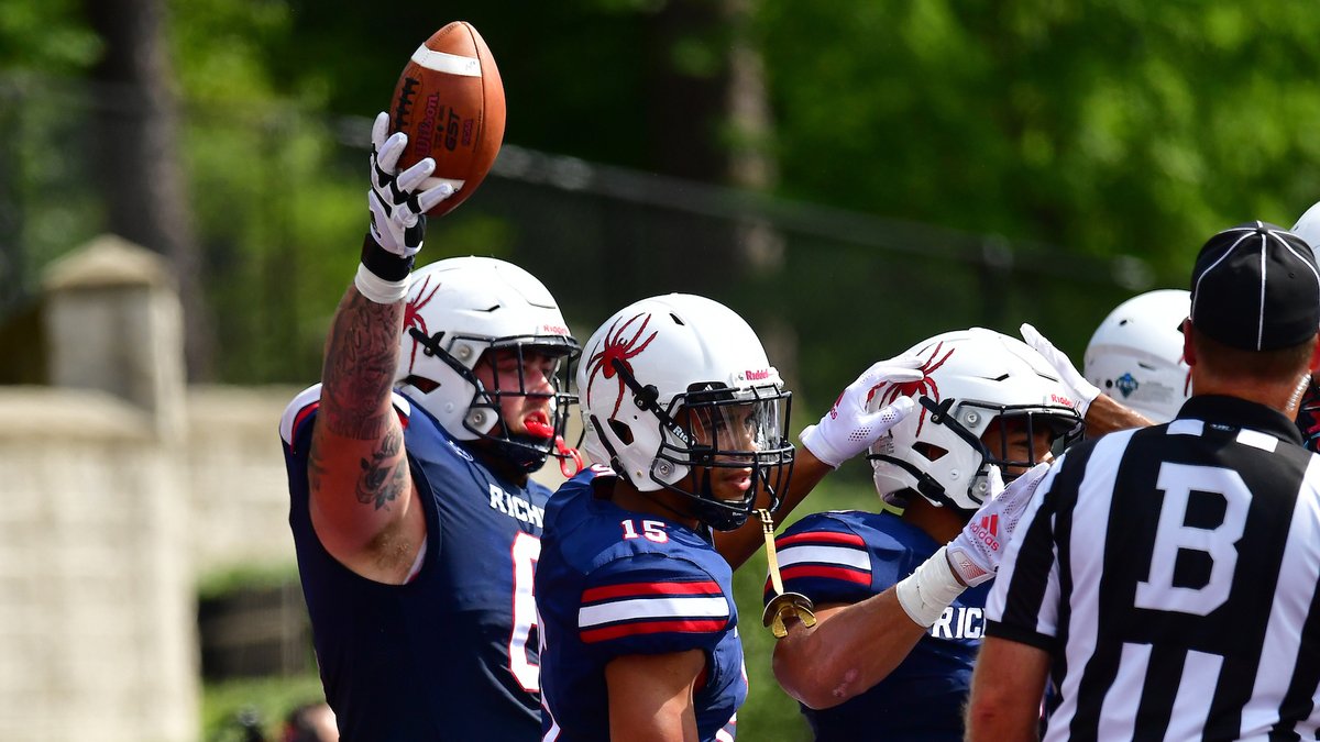 ▪️#FCS Player Spotlight▪️ Richmond OL Ryan Coll (@ryancolll) -sr in 2023 -6-5, 324 lbs -Played primarily TE as a freshman in 2019, starting 7 games -started 6 games in 2021 -breakout 2022 season, starting 13 games -1st Team All-CAA -2nd Team AP All-American 📸@Spiders_FB