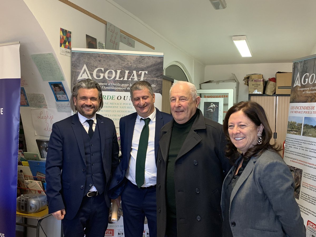 vselvini's tweet photo. Après l’obtention du label Ecoscola @Le_SYVADEC l’école de Vivariu est intégrée à la convention de partenariat Rectorat de Corse @parcudicorsica pour sensibiliser les plus jeunes à la protection de l’environnement et de notre écosystème @PhiAgresti https://t.co/bdev3EBd1l