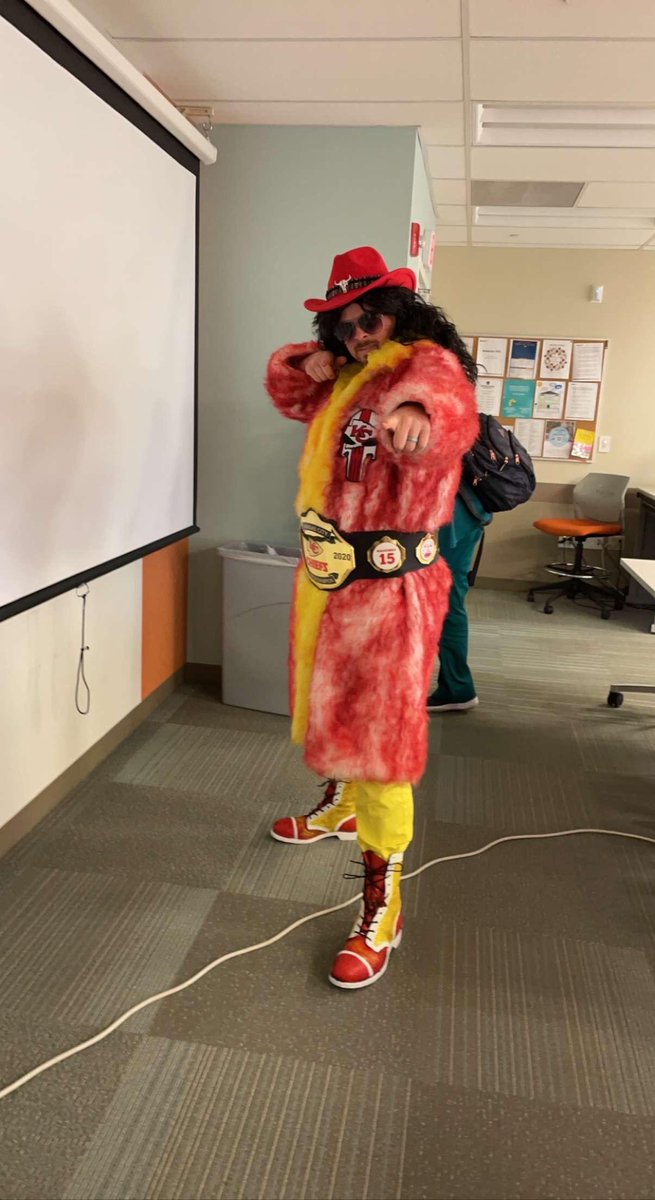 machomankc's tweet photo. @QuintonLucasKC I'll wear my best dress!

#SuperBowl #ChiefsKingdom #machomankc https://t.co/xFhFPyHMS7