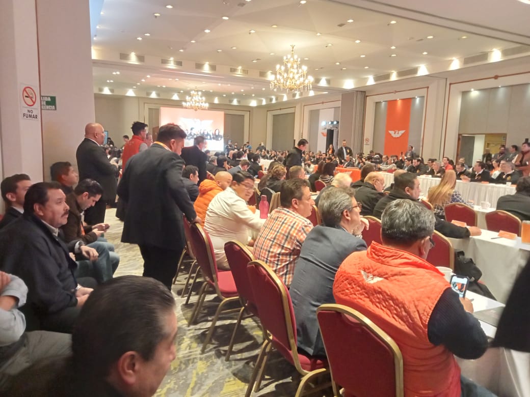 En la Ciudad de México, iniciando el Pleno de la Coordinadora Ciudadana Nacional de Movimiento Ciudadano, sin duda se tomarán acuerdos de trascendencia.