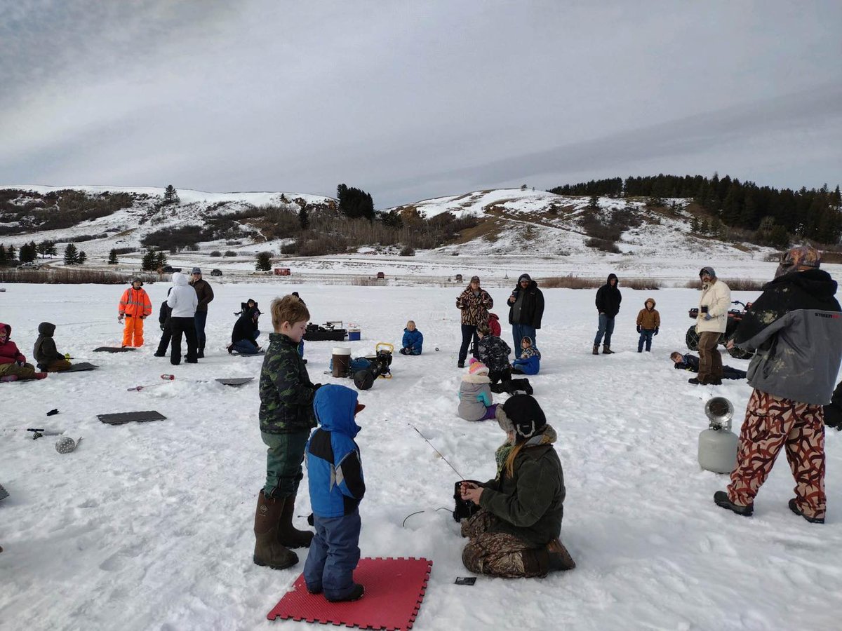 Scouts in #CubScouts &amp; #ScoutsBSA in Central #Montana spent a cold, sunny day ice fishing. What a great fun way to #getouseide. #MontanaCouncil #BSA