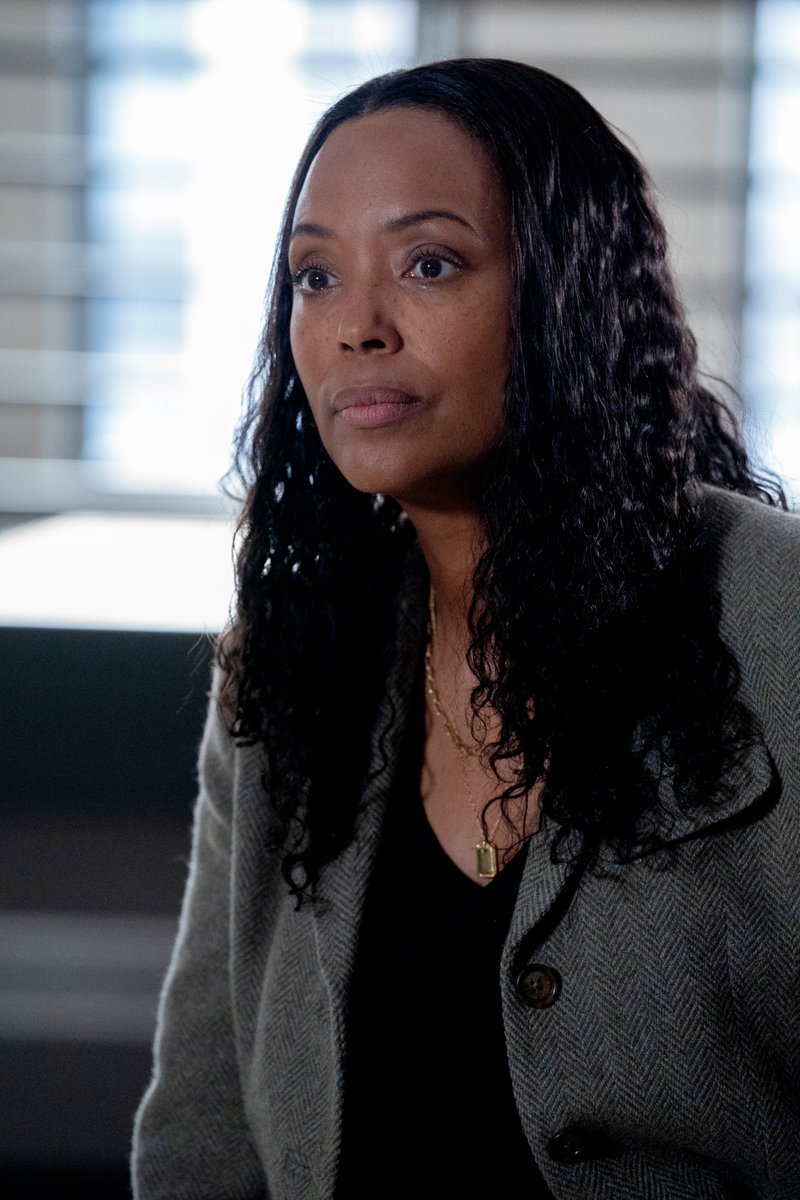criminalminds's tweet photo. We watch #CriminalMinds: Evolution for the plot.
The plot: https://t.co/J9yHop19YB