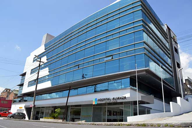 Christian Hernández (@chernandezy) on Twitter photo He aceptado la defensa del Dr. Ordóñez en el reclamo de sus honorarios profesionales al <a href="/halianzaec/">Hospital Alianza del Ecuador</a> de Quito.
Han pasado más de 4 años de las cirugías realizadas por el profesional, el hospital habría cobrado 💰 pero no pagaron al médico que operó!
<a href="/juancarloth/">Juan Carlos Tovar</a> He aceptado la defensa del Dr. Ordóñez en el reclamo de sus honorarios profesionales al <a href="/halianzaec/">Hospital Alianza del Ecuador</a> de Quito.
Han pasado más de 4 años de las cirugías realizadas por el profesional, el hospital habría cobrado 💰 pero no pagaron al médico que operó!
<a href="/juancarloth/">Juan Carlos Tovar</a>