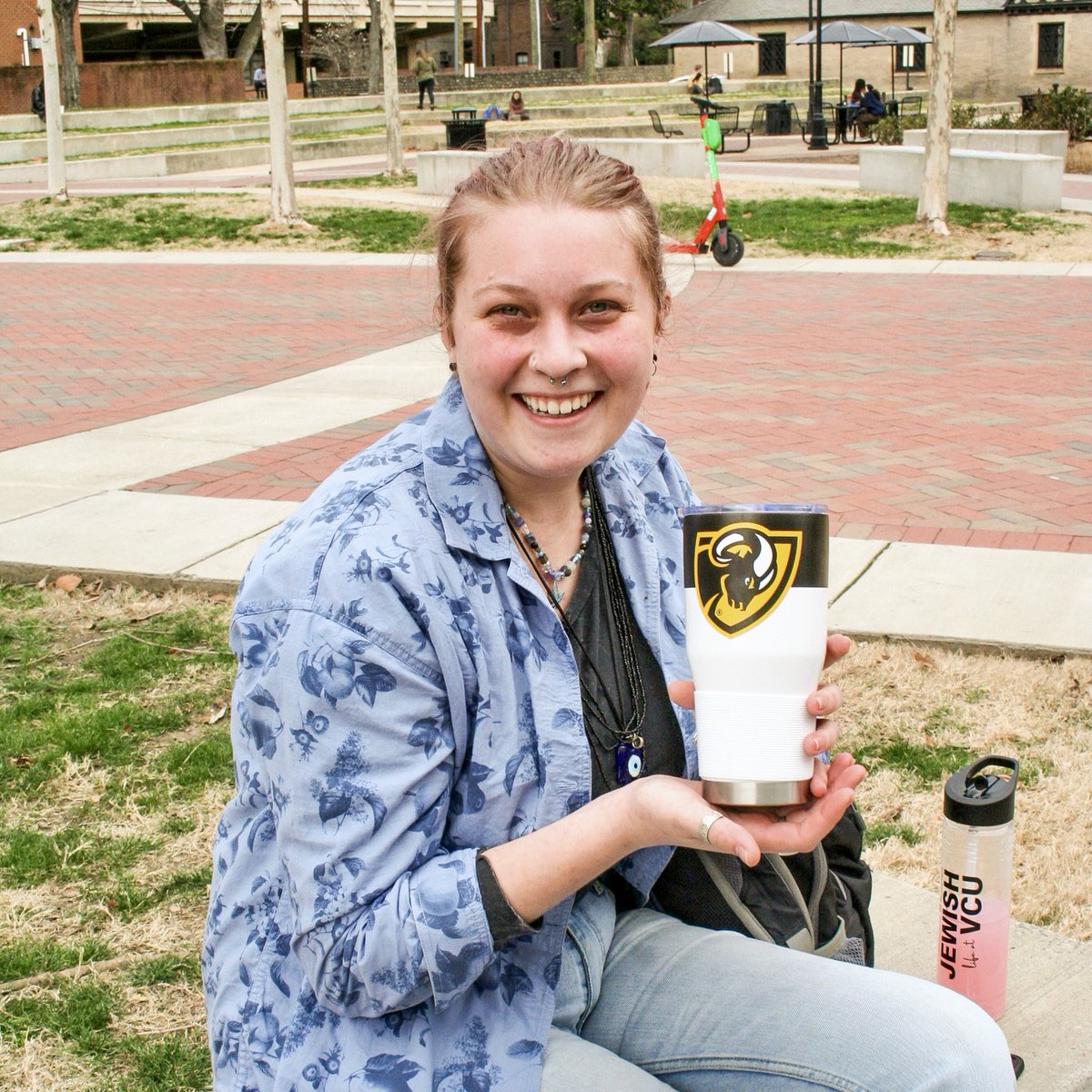 VCUGear's tweet image. We love seeing our Rams happy and hydrated.✨💛 What's your go-to #VCU drink vessel? 

#VCURams #VCUGear #VCURamily #LetsGoVCU #VCUStudent #VirginiaCommonwealthUniversity